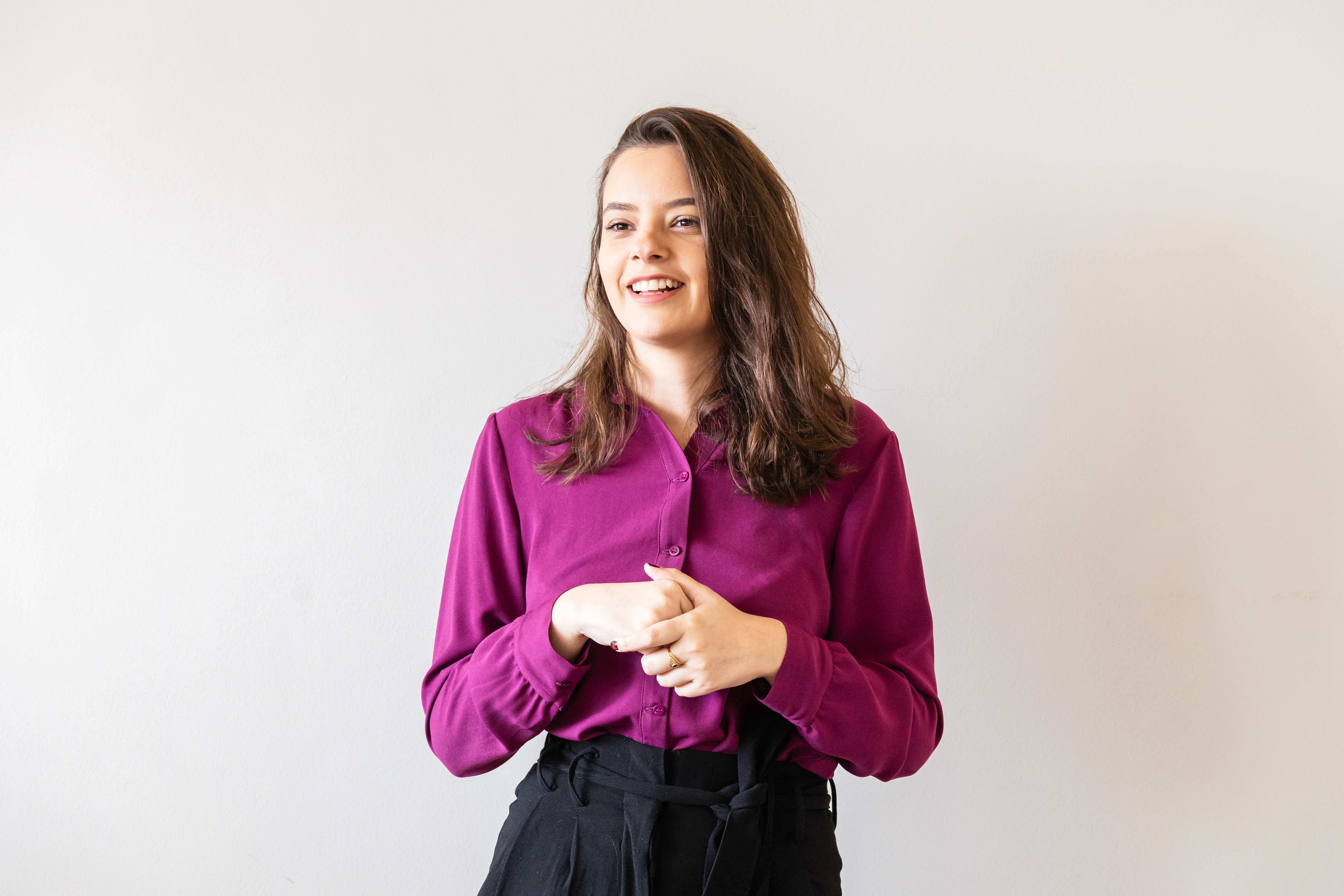 Júlia Saraiva - Psicóloga especializada em saúde mental materna